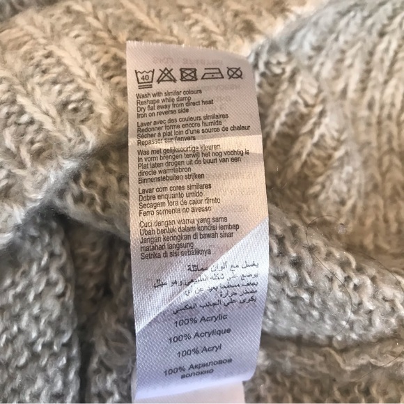 New Look Turtleneck - Size Small - Picture 6 of 7